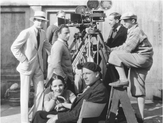 Tod Browning (seated, front)
